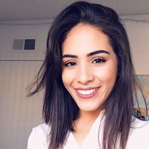 Meet your Posher, Julianna